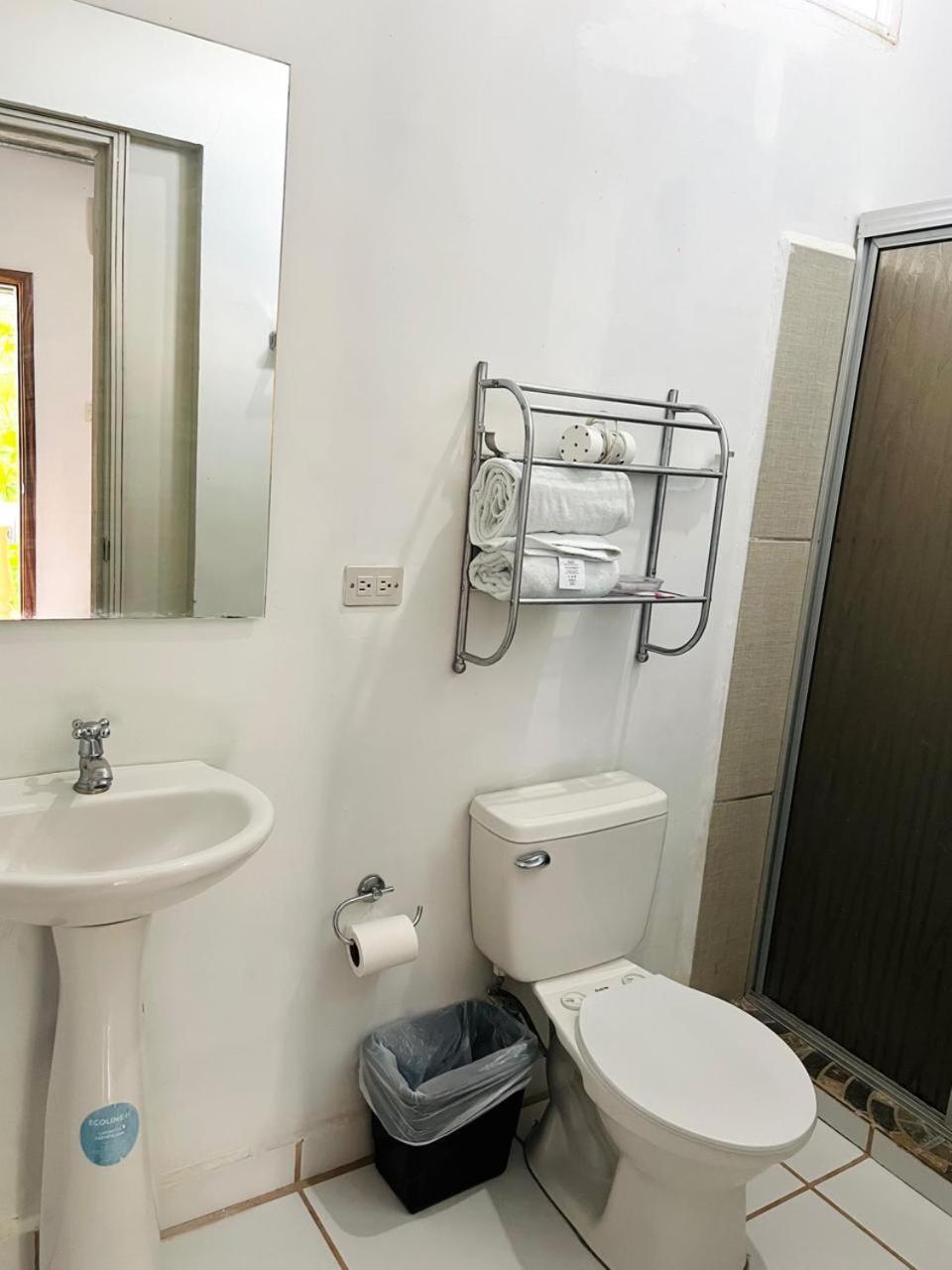 Aparta Hotel Palmerola Комаягуа Экстерьер фото